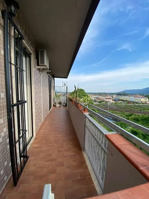Iva'S Guesthouse Sarzana Apartment