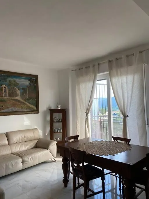 Iva'S Guesthouse Sarzana 0*,