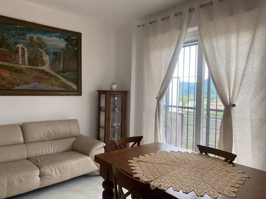 Iva'S Guesthouse Sarzana 0*,